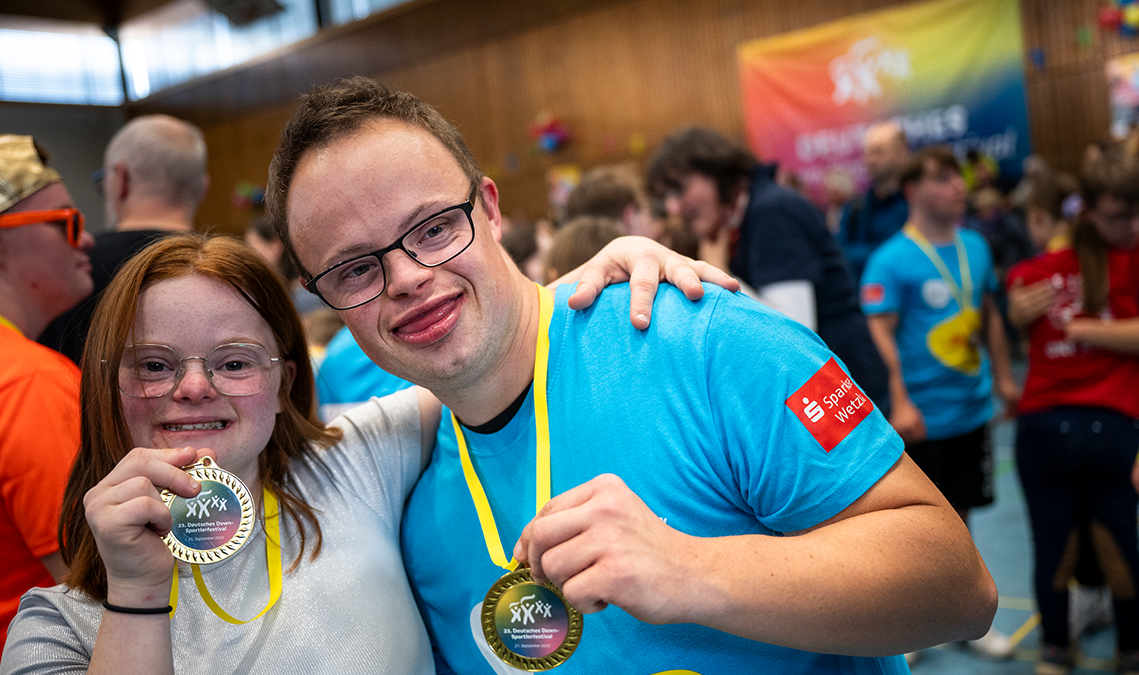 Sportler bei der Siegerehrung